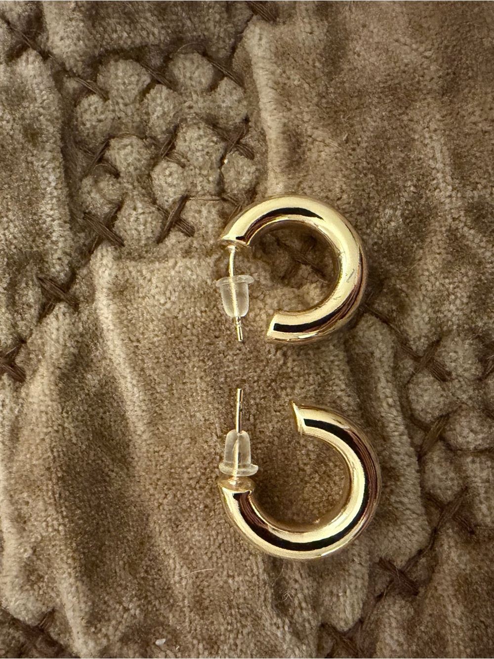Gold Chunky Hoop Earrings - Polished Gold Tone Women’s Jewelry